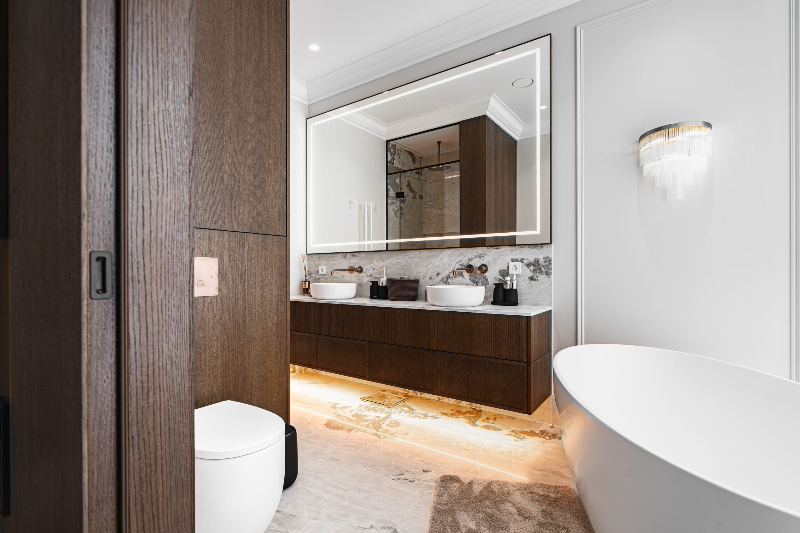 Nestandartiniai vonios baldai